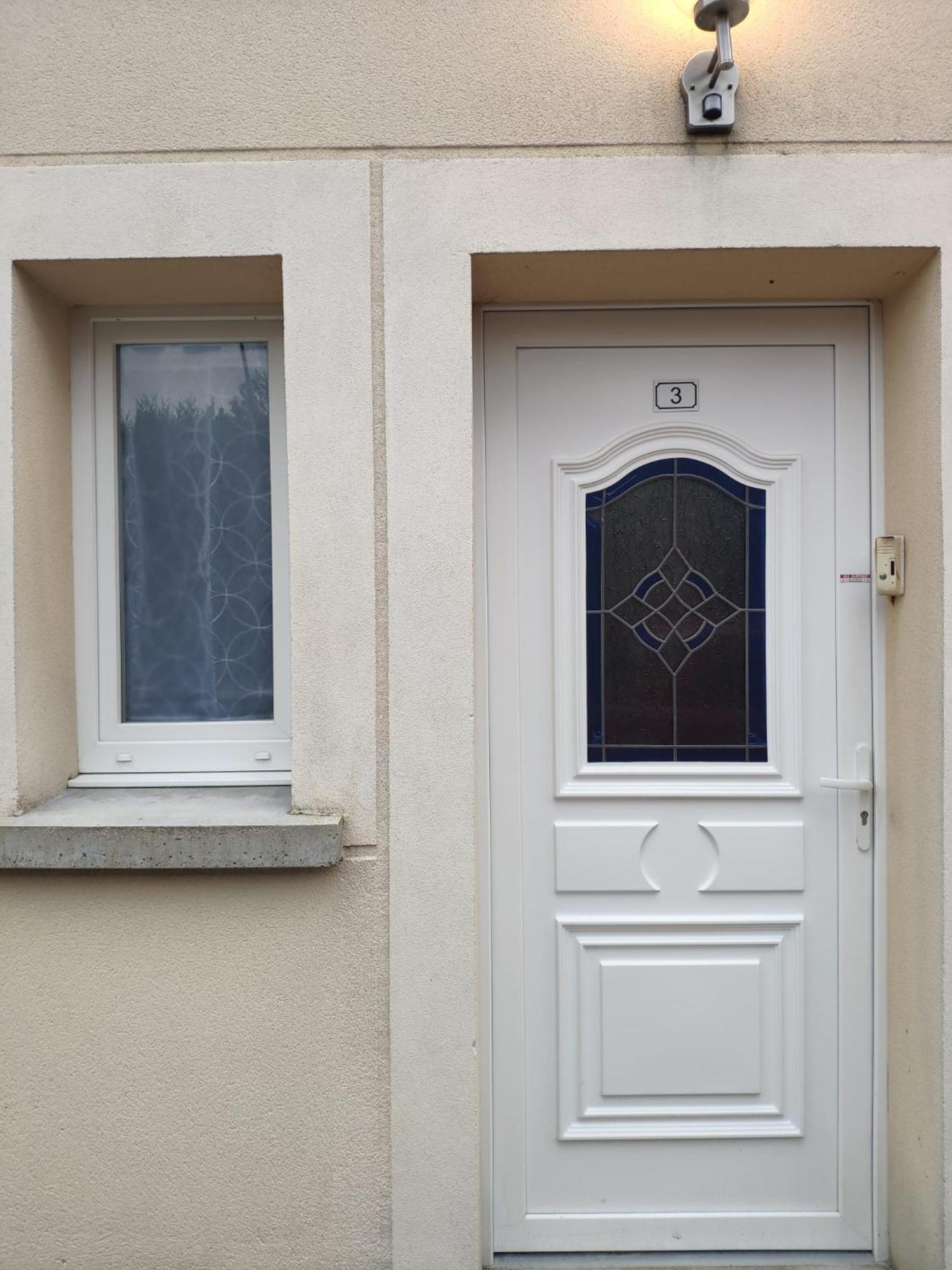 Le Namaste Charmante Maisonnette Climatisee De 45 M2 Brasles Esterno foto