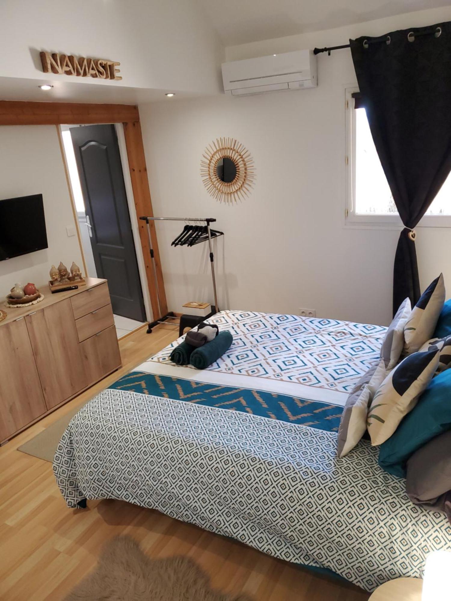 Le Namaste Charmante Maisonnette Climatisee De 45 M2 Brasles Esterno foto